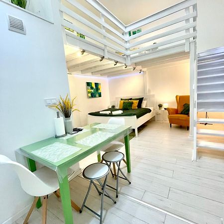 Teresian Apartment Near The Andrassy Street Free Air Conditioner Free Coffee Budapest Ngoại thất bức ảnh