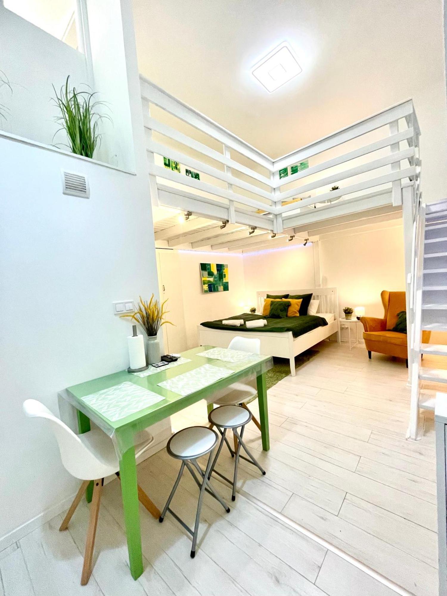 Teresian Apartment Near The Andrassy Street Free Air Conditioner Free Coffee Budapest Ngoại thất bức ảnh