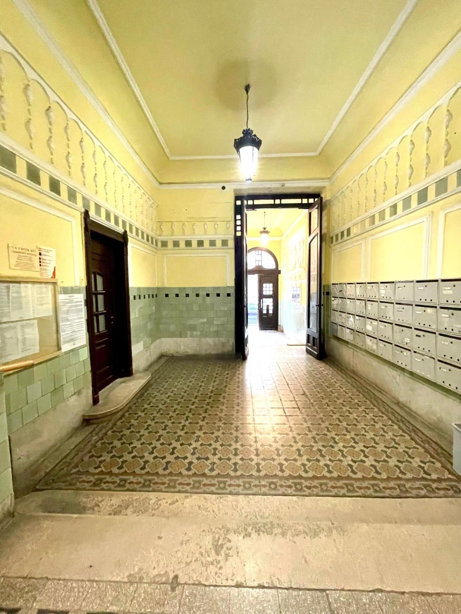 Teresian Apartment Near The Andrassy Street Free Air Conditioner Free Coffee Budapest Ngoại thất bức ảnh